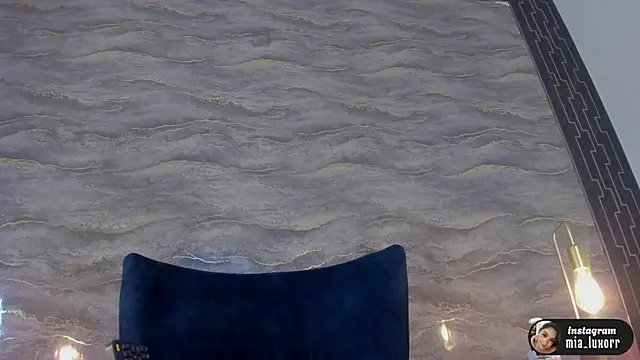 Snapshot of Mia_Luxor chatting on 06/08/26, 12:05 Mia Luxor online show from 06/08/26, 12:05