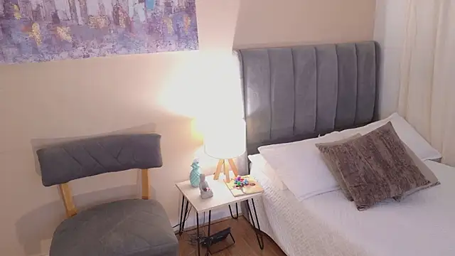 Megaan    online show from 04/08/26, 12:05