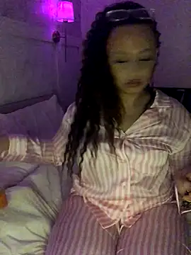 mayawestt online show from 11/29/25, 10:02