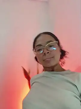 Snapshot of __VioletaHeaven__ chatting on 03/29/26, 09:26 VioletaHeaven online show from 03/29/26, 09:26