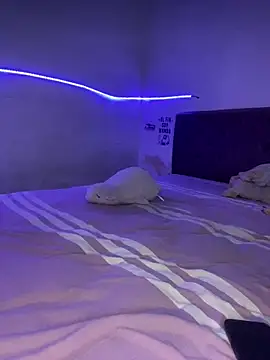 Lindalatina2001 online show from 01/16/26, 12:03