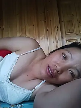 Evelyn-n online show from 07/28/26, 11:04