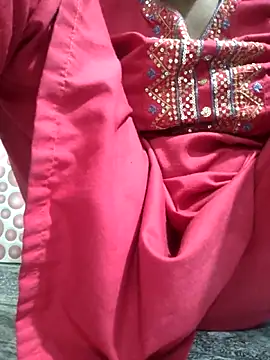 Renababy4567 online show from 12/05/25, 05:16