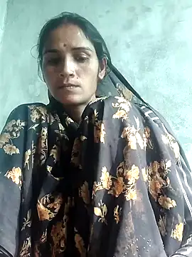 Snapshot of Soniyahot55 chatting on 12/02/25, 08:30 Soniyahot55 online show from 12/02/25, 08:30