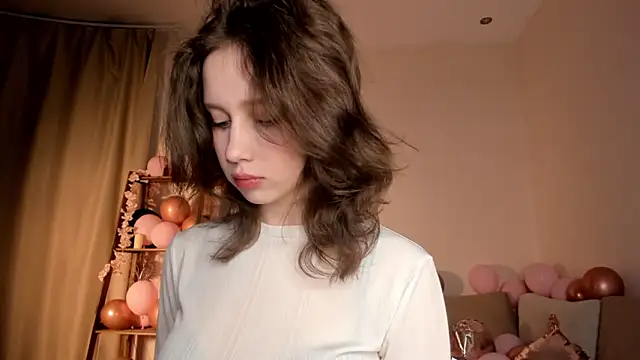 LachelleFrommer online show from 02/15/26, 01:13