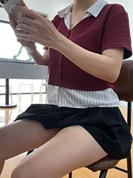 Aiko-Office online show from 04/22/26, 05:32