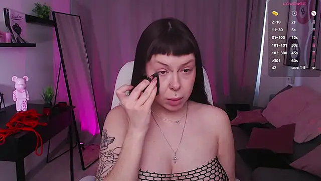 Eliza Bennet online show from 03/06/26, 07:38