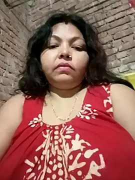 Snapshot of Curvy_Deeksha chatting on 12/15/25, 10:19 Curvy Deeksha online show from 12/15/25, 10:19