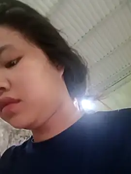 Pretty-haert online show from 04/18/26, 11:38