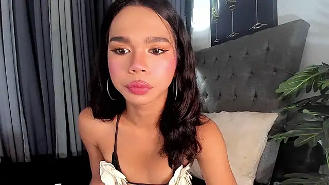 asianpetiteprincess online show from 05/20/26, 08:04
