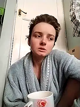 Amy01112 online show from 03/25/26, 12:44