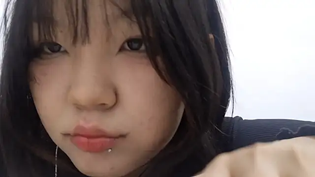 MeowMiaMeow online show from 12/02/25, 06:14