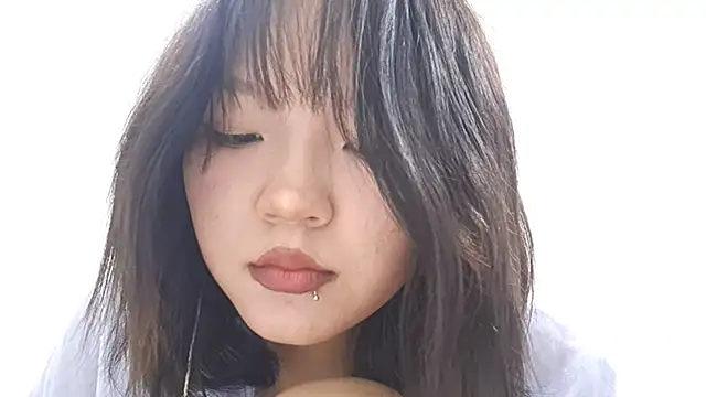 MeowMiaMeow online show from 12/04/25, 05:10