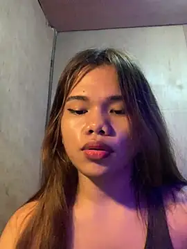 Yourtransalexa25 online show from 03/07/26, 05:43