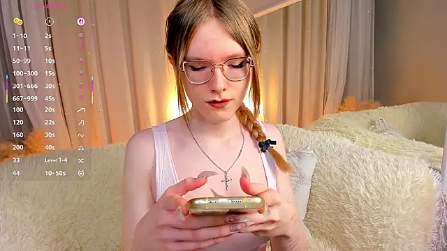 Snapshot of AnGee_ chatting on 02/03/26, 12:32 AnGee online show from 02/03/26, 12:32