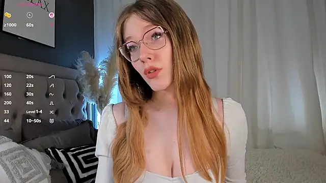 AnGee  online show from 04/24/26, 11:45