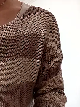 gatitachula93 online show from 02/24/26, 01:53