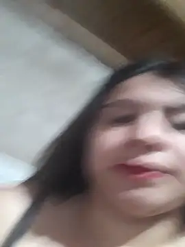 Snapshot of Estefanny_Lolyy chatting on 07/14/26, 02:05 Estefanny Lolyy online show from 07/14/26, 02:05