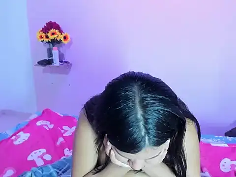 18teenssexy online show from 02/12/26, 11:44