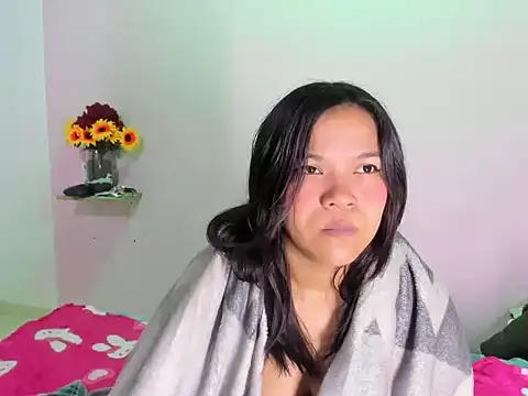 18teenssexy online show from 02/13/26, 11:50