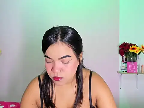 18teenssexy online show from 03/06/26, 12:01