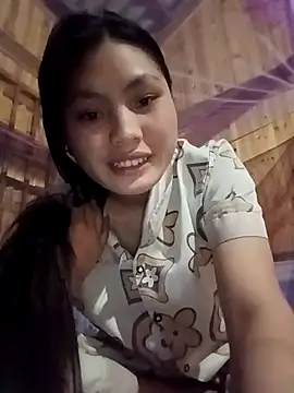 Snapshot of Hilary-123 chatting on 05/11/26, 02:45 Hilary-123 online show from 05/11/26, 02:45
