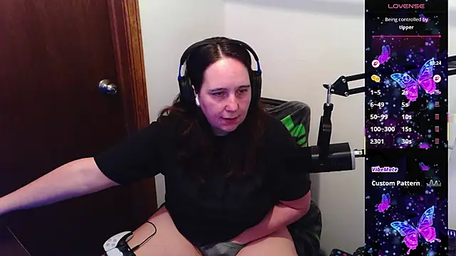 msgamergirl69 online show from 03/18/26, 05:43
