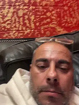 ValuedConcept687 online show from 12/23/25, 06:11