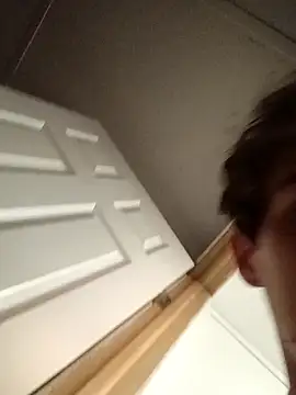 cmoneyyy021 online show from 12/01/25, 06:29