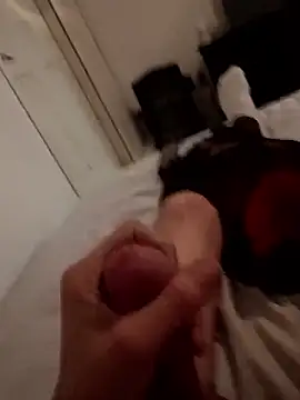 cmoneyyy021 online show from 02/08/26, 09:18