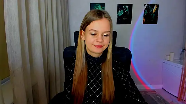 MidnighteAura online show from 03/20/26, 03:33