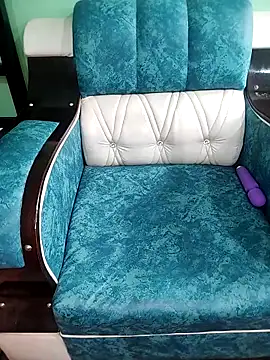 CherrychloeXO online show from 03/15/26, 05:46