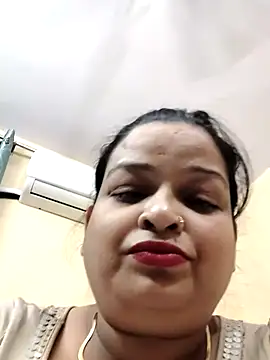 Snapshot of Sexey-Model21 chatting on 05/25/26, 05:41 Sexey-Model21 online show from 05/25/26, 05:41