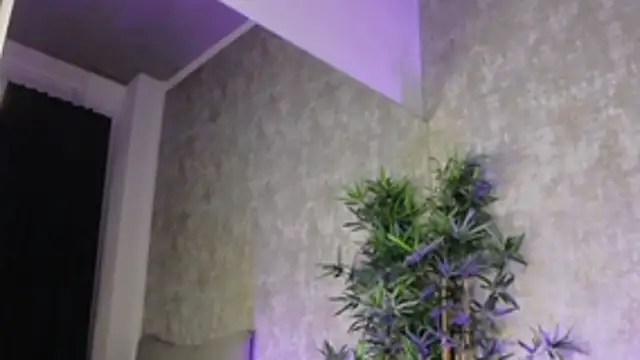 LucyRayy online show from 02/05/26, 08:02