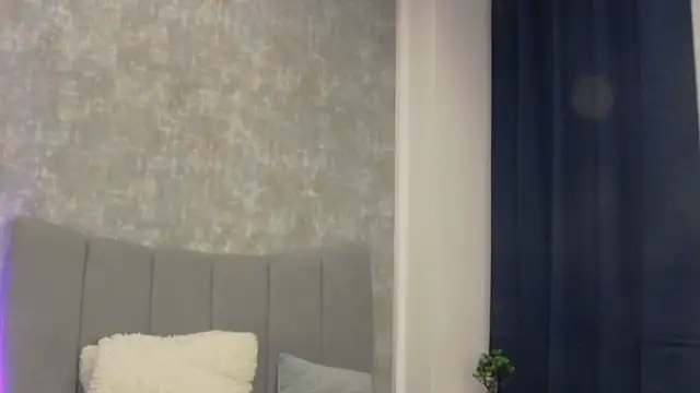 LucyRayy online show from 02/07/26, 08:12