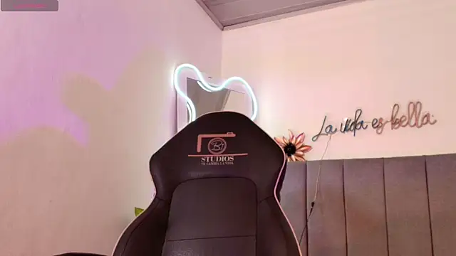 CHEERRY TAY1 online show from 03/15/26, 11:38