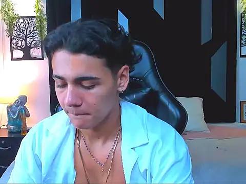 chris de la fonde online show from 03/13/26, 03:29