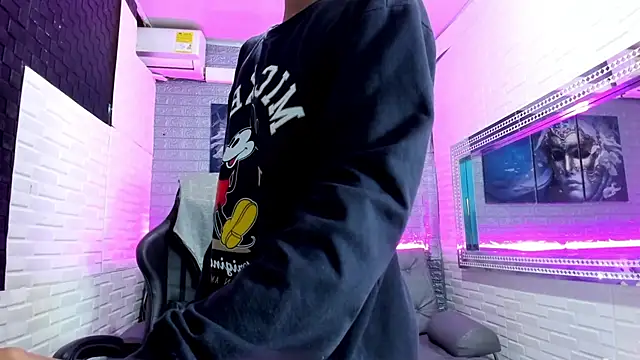 StormLuxX online show from 12/05/25, 12:47