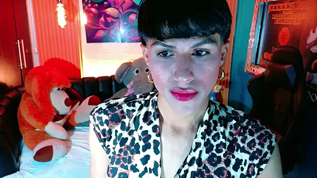 Snapshot of StormLuxX chatting on 05/03/26, 02:50 StormLuxX online show from 05/03/26, 02:50