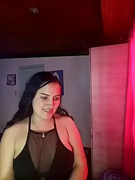 Snapshot of MisNicol chatting on 01/06/26, 06:55 MisNicol online show from 01/06/26, 06:55