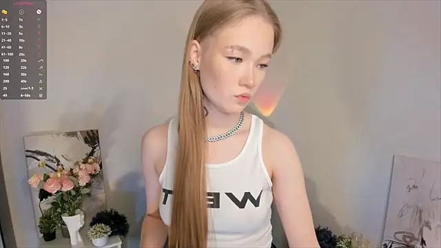 Snapshot of MaireLanda chatting on 02/11/26, 04:06 MaireLanda online show from 02/11/26, 04:06