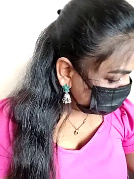 Snapshot of Tamil_Shara chatting on 04/11/26, 08:07 Tamil Shara online show from 04/11/26, 08:07