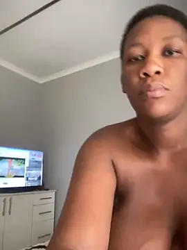 GiantClithpee online show from 12/18/24, 10:08