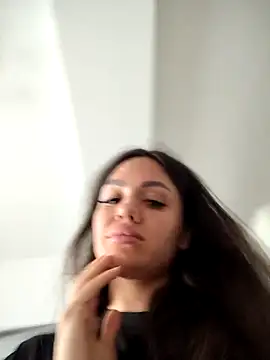 Snapshot of SiennaLuxexx chatting on 05/07/26, 11:04 SiennaLuxexx online show from 05/07/26, 11:04