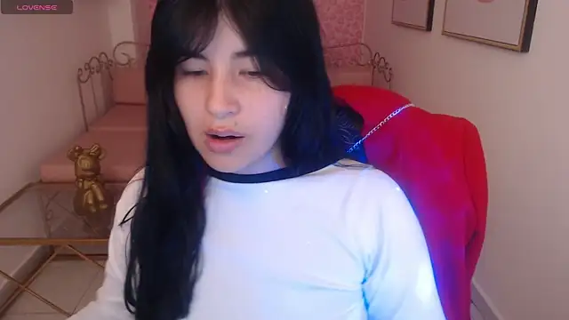 Nina harpper  online show from 02/13/26, 12:34