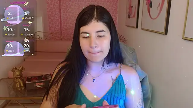 Nina harpper  online show from 03/19/26, 12:42