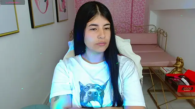 Nina harpper  online show from 04/14/26, 01:11