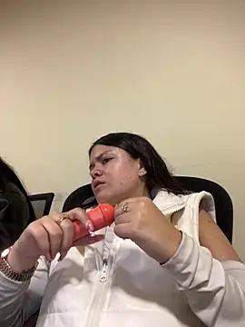 Camila Duarte2 online show from 03/04/26, 01:28