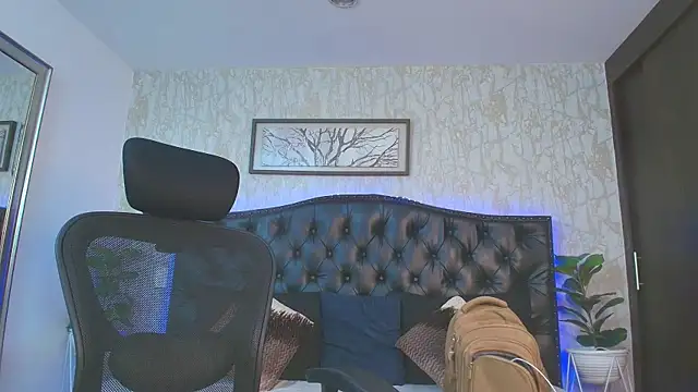 Lander Cruz online show from 02/18/26, 08:05