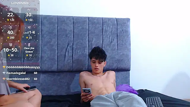 hottie couplee online show from 03/05/26, 02:40